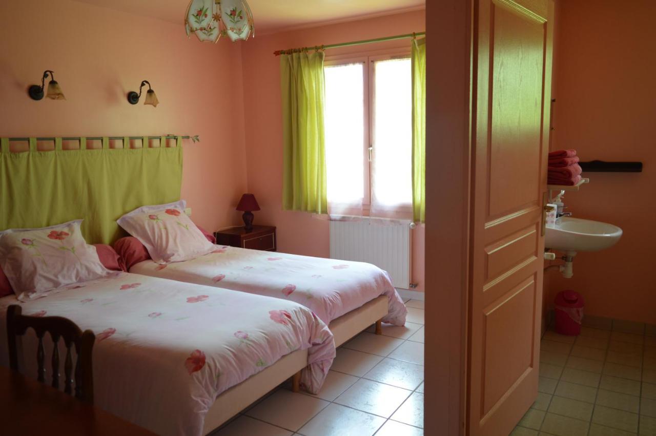 Chambres D'Hotes Le Relais Du Passage De La Roche Le Mesnil-sous-Jumièges Exteriér fotografie